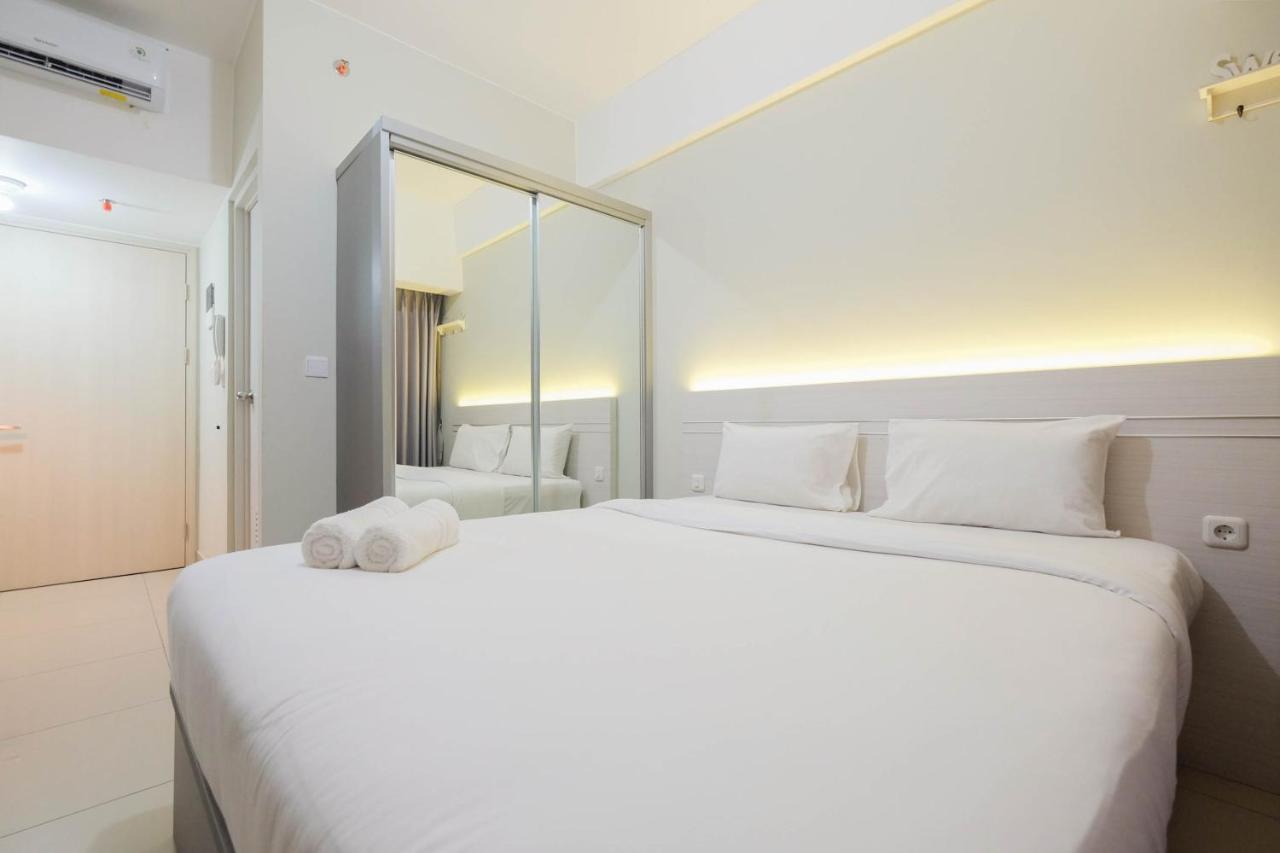 Elegant Studio Room At Springlake Summarecon Apartment By Travelio Bekasi Exterior foto